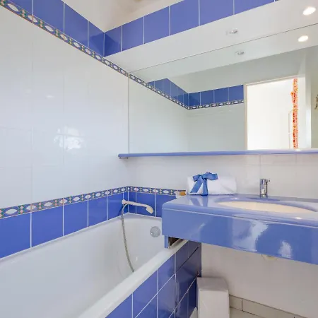 Cap Esterel - Le Hameau - Mini 35 By Interhome