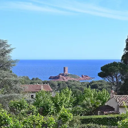 Cap Esterel - Le Hameau - Mini 35 By Interhome
