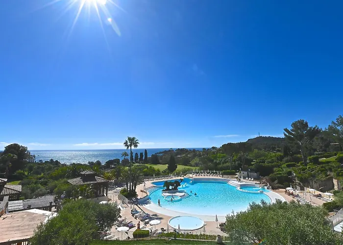 Cap Esterel - Le Hameau - Mini 35 By Interhome 度假居 *